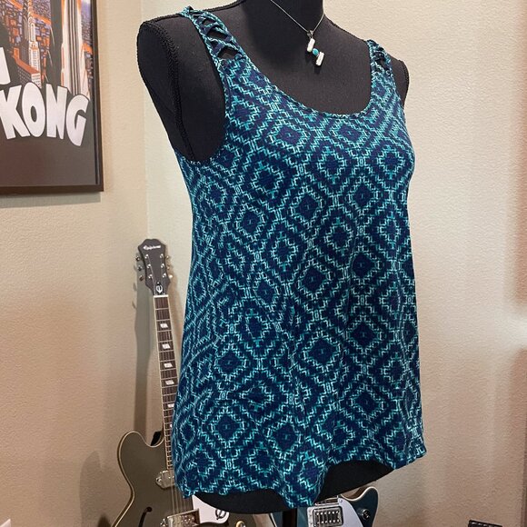 H&M Women's Geometric Tank - Picture 1 of 4